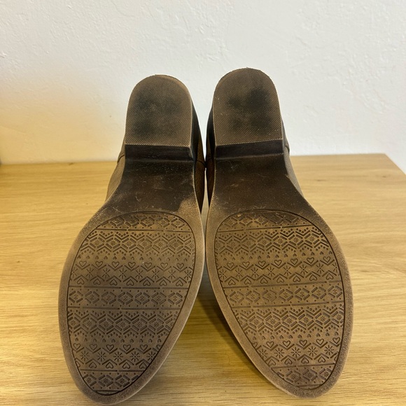 Pop Taupe Ankle Booties - Picture 6 of 8